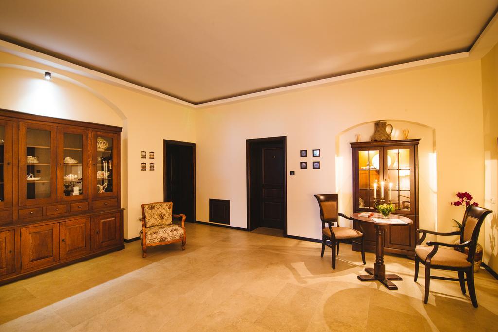 Hotel Karlhof Sebeş Zewnętrze zdjęcie
