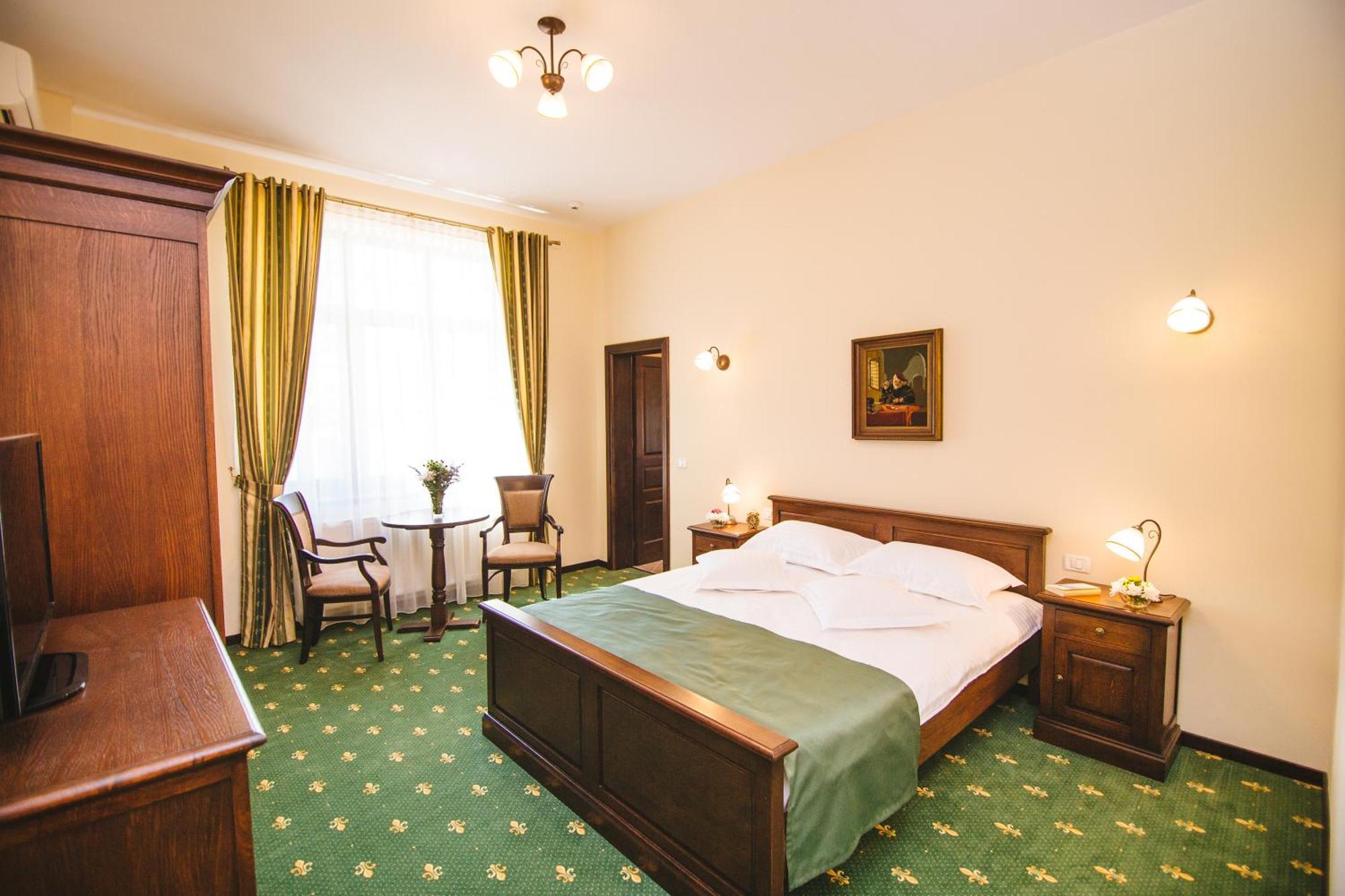 Hotel Karlhof Sebeş Pokój zdjęcie