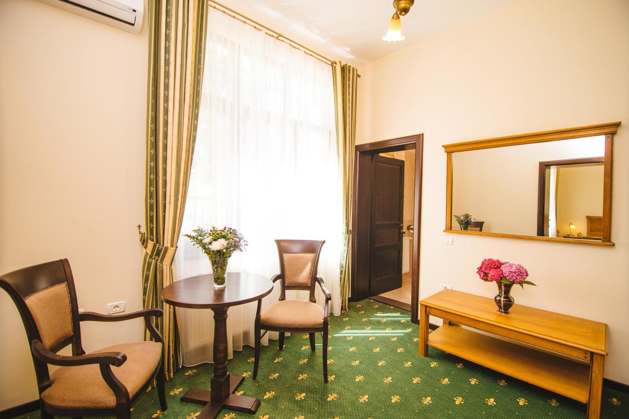 Hotel Karlhof Sebeş Pokój zdjęcie
