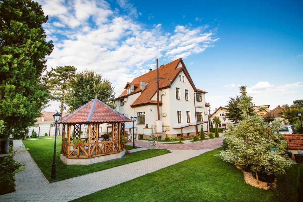 Hotel Karlhof Sebeş Zewnętrze zdjęcie