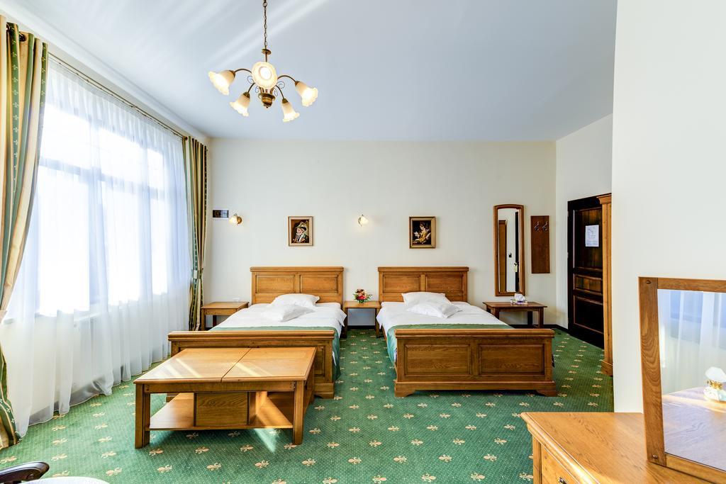 Hotel Karlhof Sebeş Zewnętrze zdjęcie