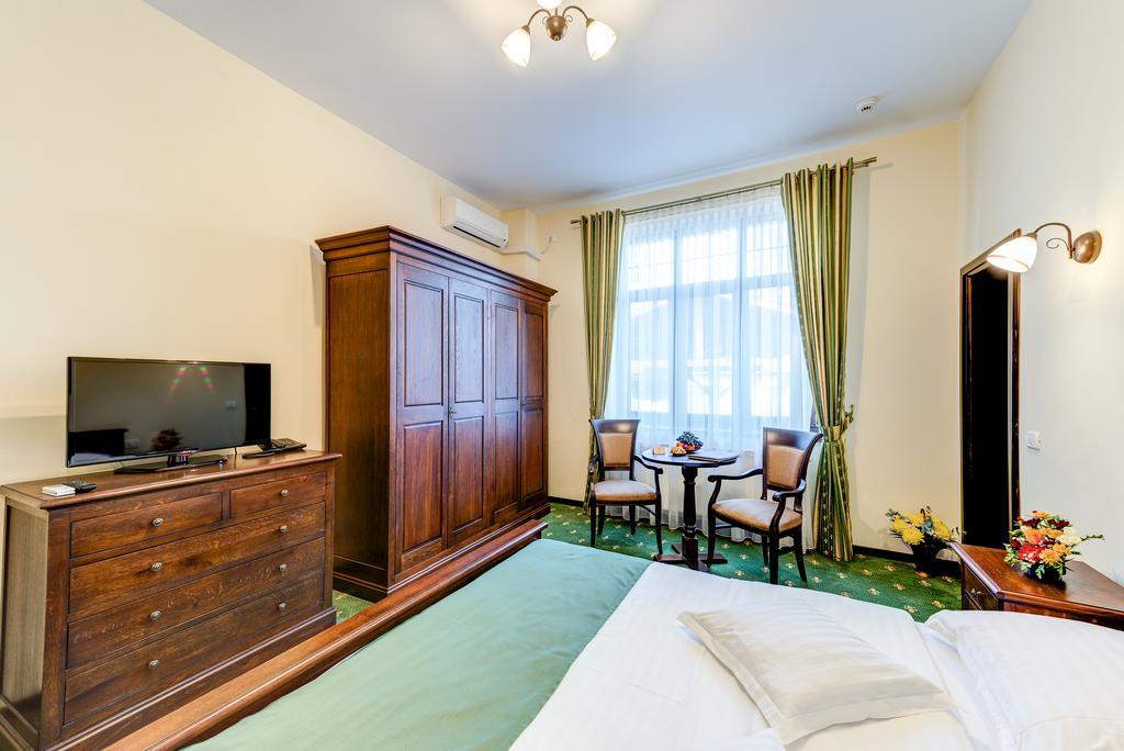 Hotel Karlhof Sebeş Zewnętrze zdjęcie