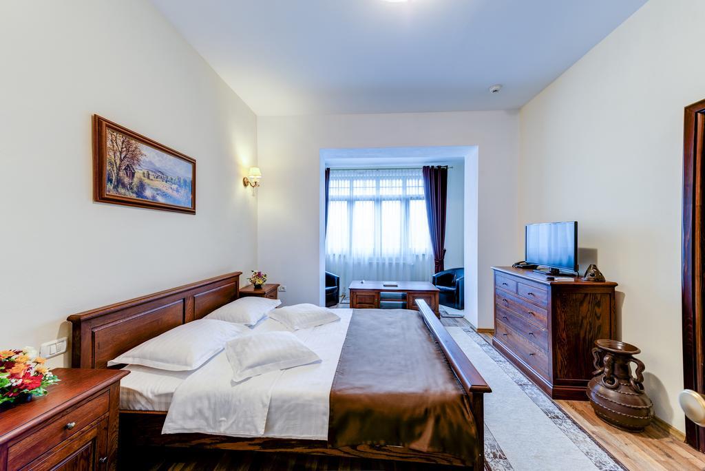 Hotel Karlhof Sebeş Zewnętrze zdjęcie