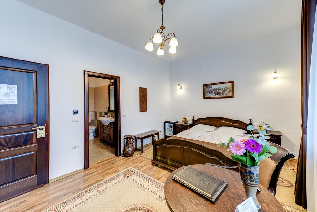 Hotel Karlhof Sebeş Zewnętrze zdjęcie